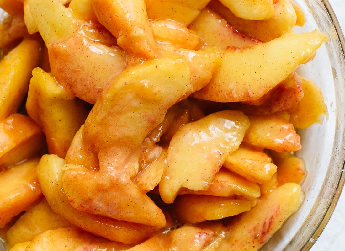sliced peaches